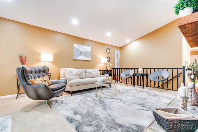 1105 Kensington Ln, House other with 2 bedrooms, 3 bathrooms and null parking in Cincinnati OH | Image 8