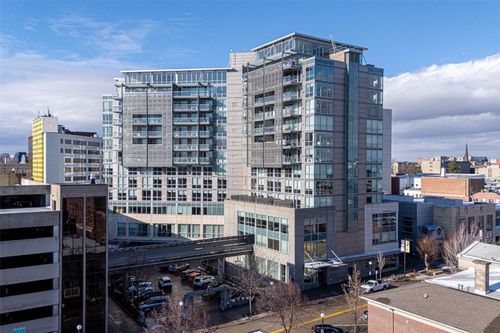 apt-903-221 E College St, Iowa City, IA, 52240-1699 | Card Image