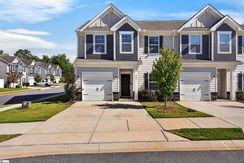 222 Paneer Ln, Taylors, SC, 29687-4649 | Card Image