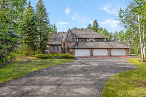 7 Biggar Heights Bay, House with 4 bedrooms, 5 bathrooms and 12 parking in Calgary AB | Card Image