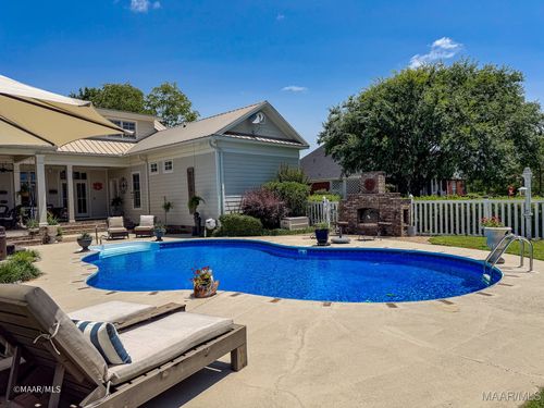 1210 Trevor Cir, Thomasville, AL, 36784-3548 | Card Image