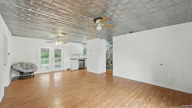 1029 Valley Forge Dr, House other with 3 bedrooms, 1 bathrooms and null parking in Schertz TX | Image 6