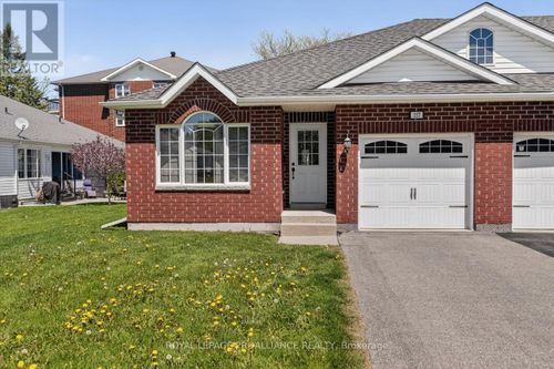 157 Steacy Gdns, Brockville, ON, K6V0B5 | Card Image