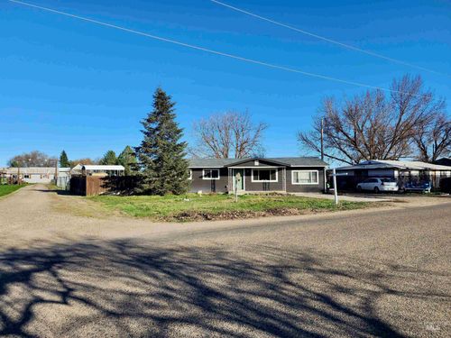 8188 N Pennsylvania Ave, Fruitland, ID, 83619-3537 | Card Image
