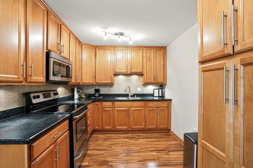 apt-203-6450 York Ave S, Edina, MN, 55435-2391 | Card Image