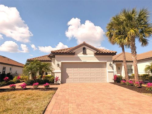 11019 Devonbridge Dr, Palmetto, FL, 34221-1758 | Card Image