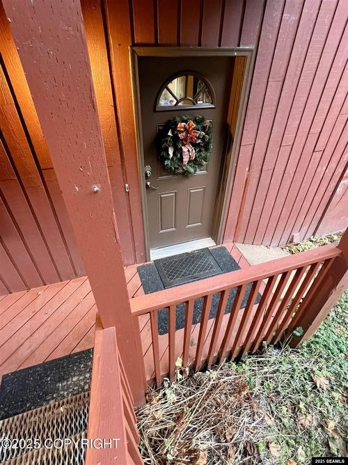 apt-d-2196 Lawson Creek Rd, Douglas, AK, 99824-5031 | Card Image