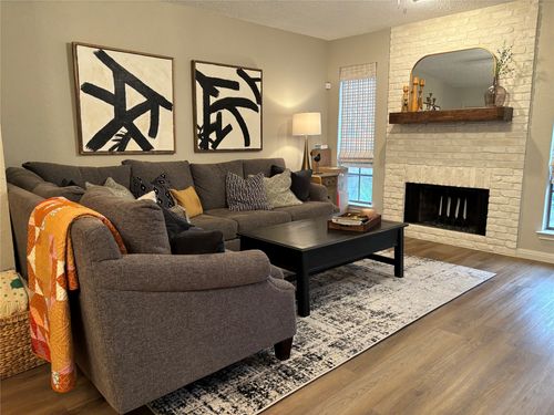 7429 Kingswood Dr, Fort Worth, TX, 76133 | Card Image