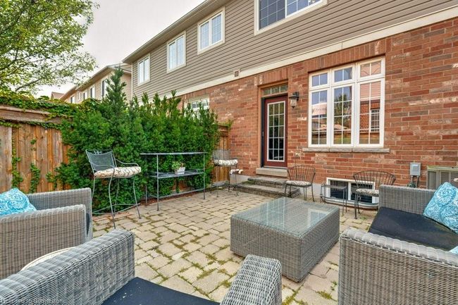 79 Browview Dr, Townhouse with 3 bedrooms, 3 bathrooms and 3 parking in Waterdown ON | Image 41