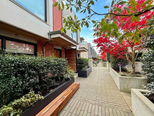 5458 Oak St, Vancouver, BC, V6M2V6 | Card Image