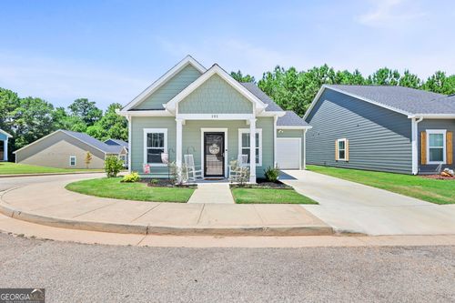 101 Lenox Cir, Lagrange, GA, 30241-1593 | Card Image