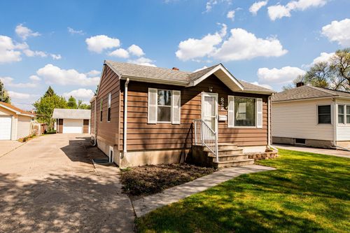 822 16th Street N, Moorhead, MN, 56560 | Card Image