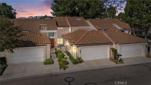 532 Riviera Ct, Fullerton, CA, 92835-2730 | Card Image