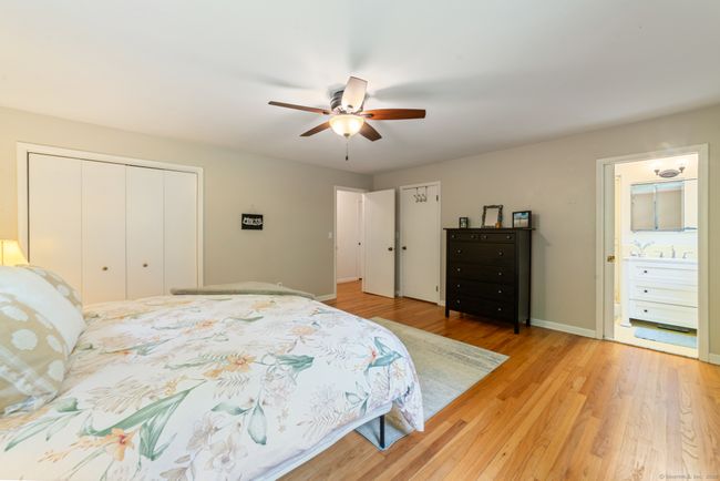 33 Saw Mill Rd, House other with 4 bedrooms, 3 bathrooms and null parking in Newtown CT | Image 18