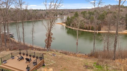 1809 River Breeze Dr, Soddy Daisy, TN, 37379-2401 | Card Image