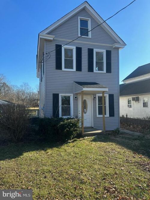 584 Morton Ave, Bridgeton, NJ, 08302-4946 | Card Image