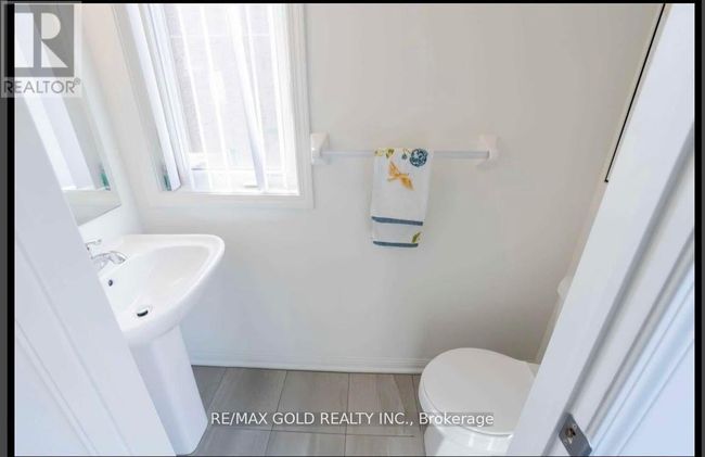 69 - 1 Beckenrose Crt, Townhouse with 2 bedrooms, 3 bathrooms and 2 parking in Brampton ON | Image 13