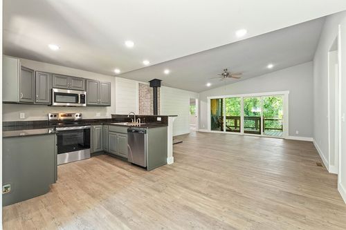 16 Duvall Ln, Bella Vista, AR, 72715-8712 | Card Image
