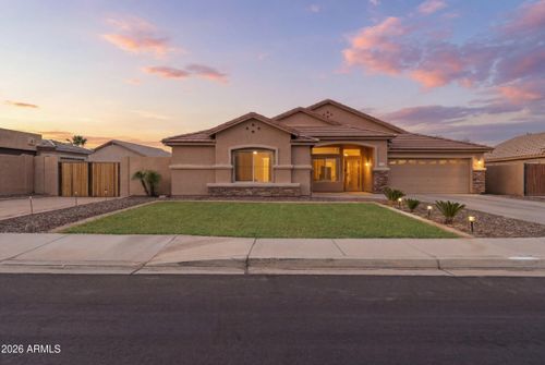 7329 N 82nd Ave, Glendale, AZ, 85303-1832 | Card Image