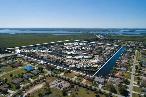 12068 Matlacha Blvd, MATLACHA ISLES, FL, 33991-1680 | Card Image