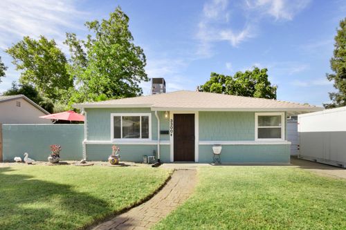 3300 Churchill Rd, Sacramento, CA, 95864-3877 | Card Image