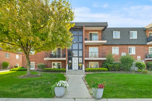 apt-101-17006 Novak Dr, Hazel Crest, IL, 60429-1147 | Card Image