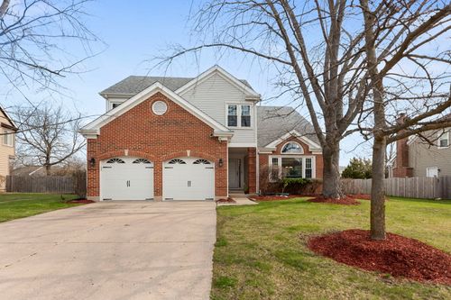 2212 Magnolia Ct W, Buffalo Grove, IL, 60089-6644 | Card Image