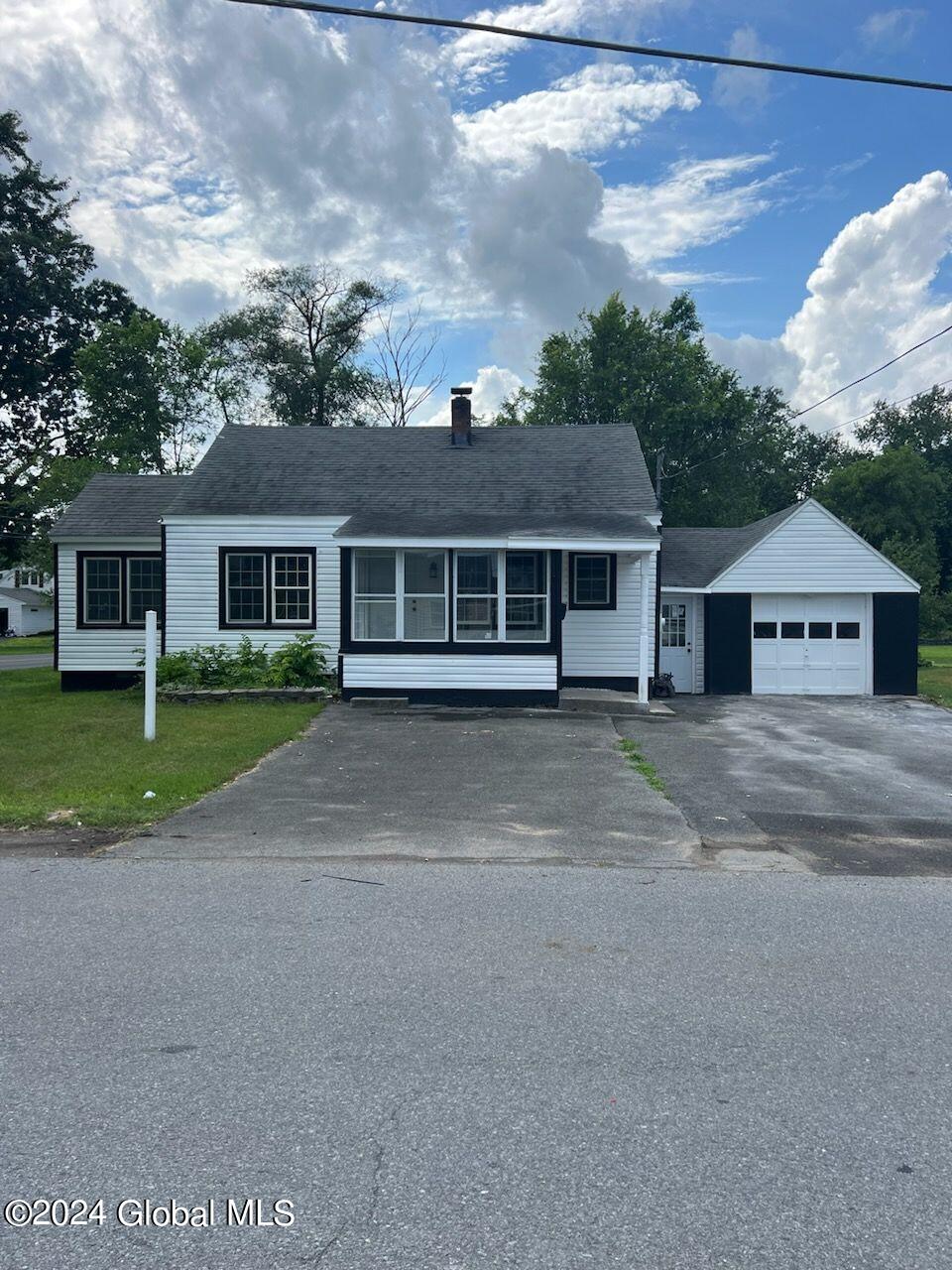 Seward St, Queensbury, NY 12804