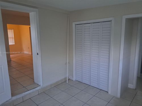 a-1411 Nw 55th Ter, Miami, FL, 33142-3135 | Card Image