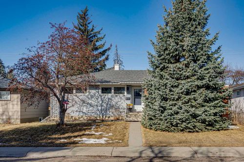 407 Arlington Dr Se, Calgary, AB, T2H1S4 | Card Image
