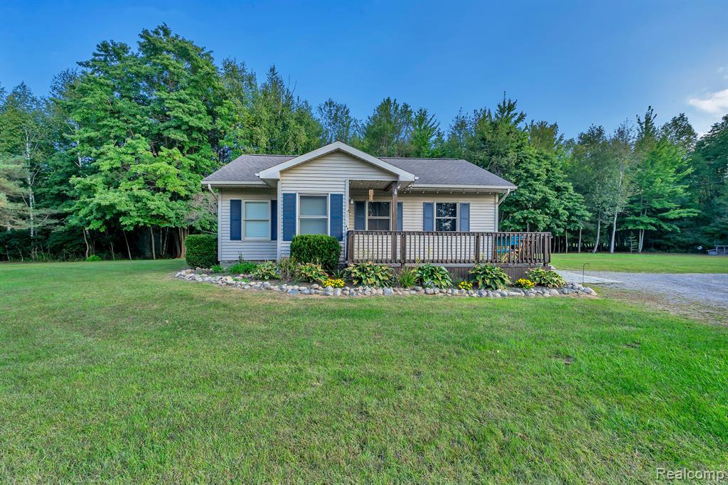 Ellis Rd, Millington, MI 48746 #1