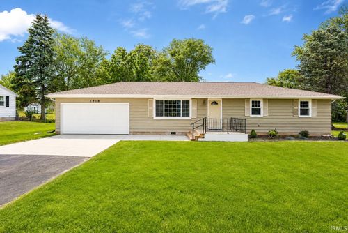 1918 Klug Dr, Fort Wayne, IN, 46818-1869 | Card Image