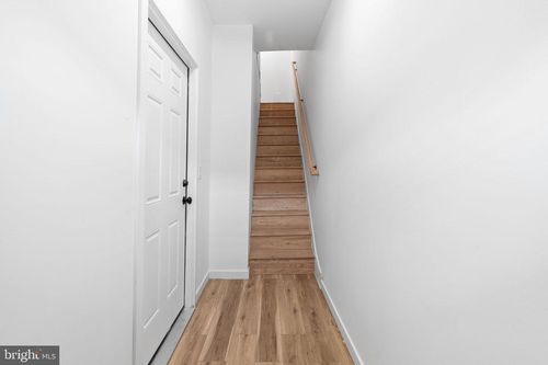 2219 W Oxford St, PHILADELPHIA, PA, 19121-2913 | Card Image