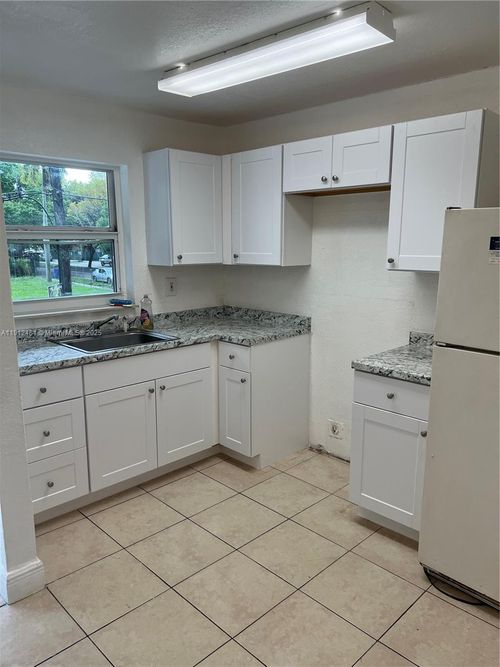 apt-3-5900 Nw 1st Ave, Miami, FL, 33127-1254 | Card Image