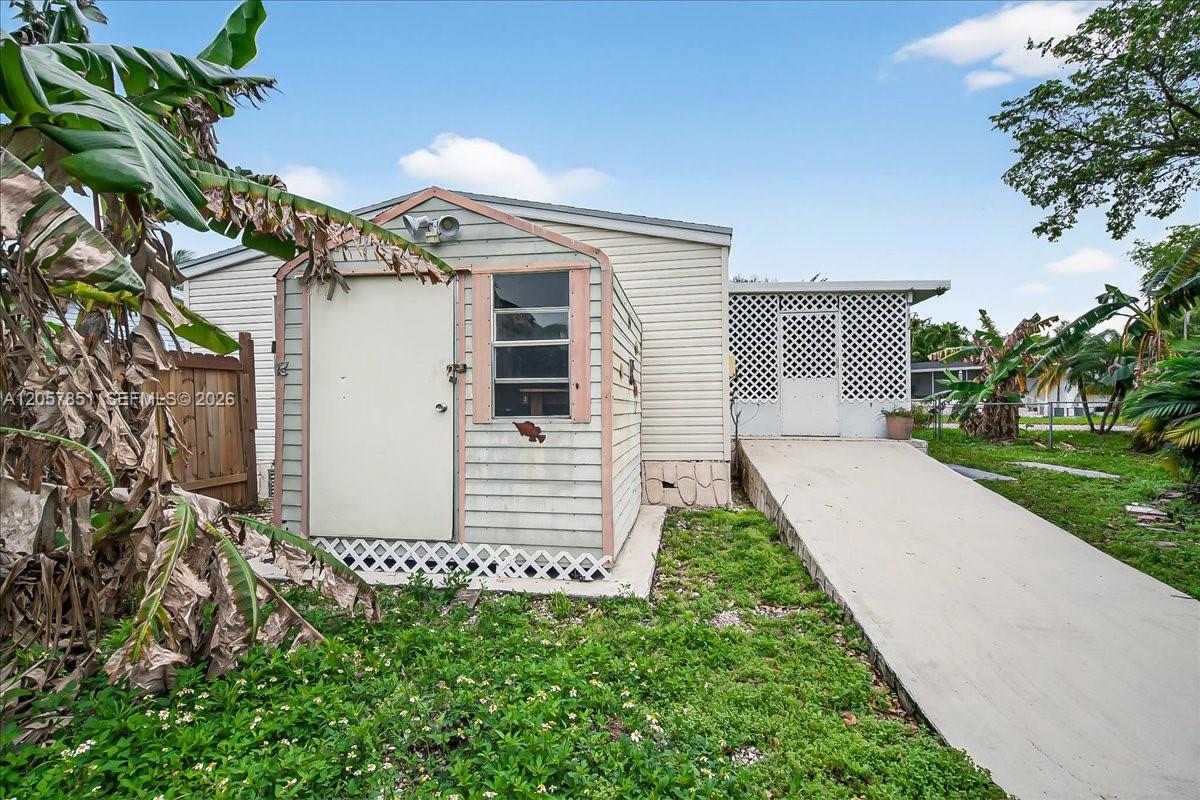 Residential in Homestead 4