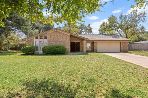 2203 Murray Avenue, Rockdale, TX, 76567 | Card Image