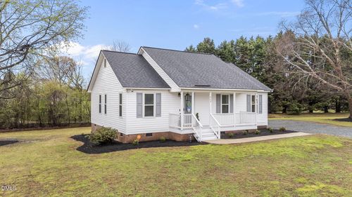 717 Slippery Bank Ct, Benson, NC, 27504-9184 | Card Image