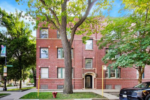 3-3557 Hamilton Ave, Chicago, IL, 60618-6120 | Card Image