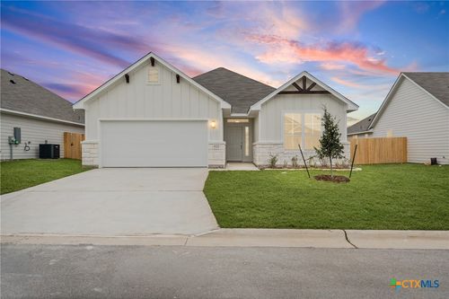 8120 Pineridge Way, Temple, TX, 76502-4136 | Card Image