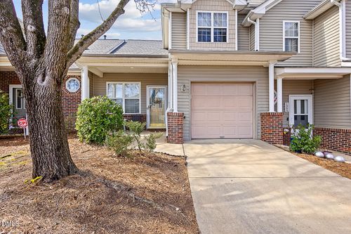2907 Andover Glen Rd, Raleigh, NC, 27604-1440 | Card Image