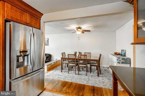 50 Oakland Ave, LANSDALE, PA, 19446-3220 | Card Image