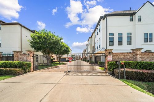 1129 Sherwood Run, Houston, TX, 77043-2867 | Card Image