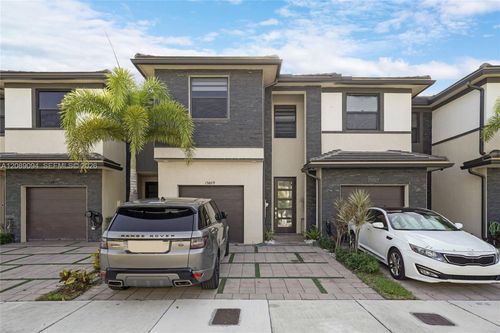 15809 Nw 91st Ct, Miami Lakes, FL, 33018-6361 | Card Image