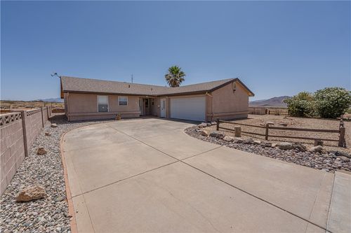 7820 E Devils Arch Dr, Kingman, AZ, 86401-9424 | Card Image
