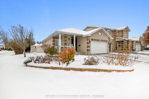 1969 Loasa Lane, Orleans, ON, K4A4T4 | Card Image