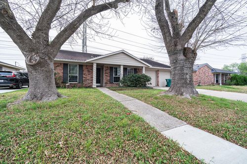 7406 Baneway Dr, Houston, TX, 77072-2927 | Card Image
