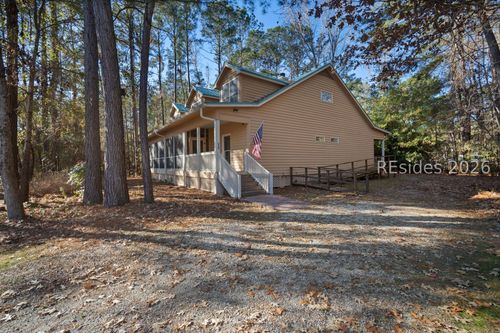 582 Broad River Rd, Ridgeland, SC, 29936-3301 | Card Image