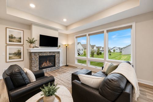 4873 127th Cir Ne, Blaine, MN, 55449-2604 | Card Image