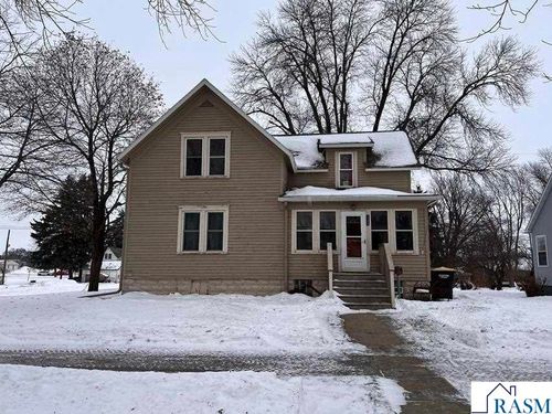 803 E 6th St, Blue Earth, MN, 56013-2508 | Card Image