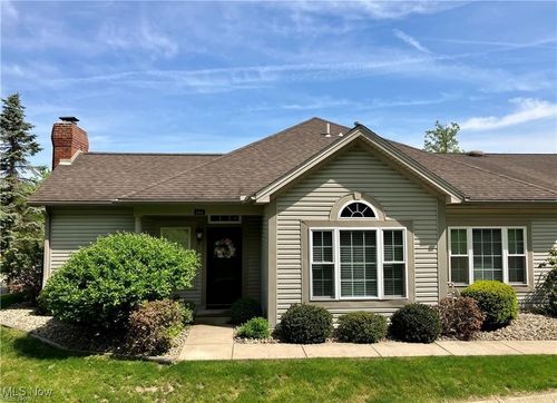 244 Wilcox Rd, Youngstown, OH, 44515-4277 | Card Image